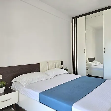 Celin Apartment Sarandë Exterior foto